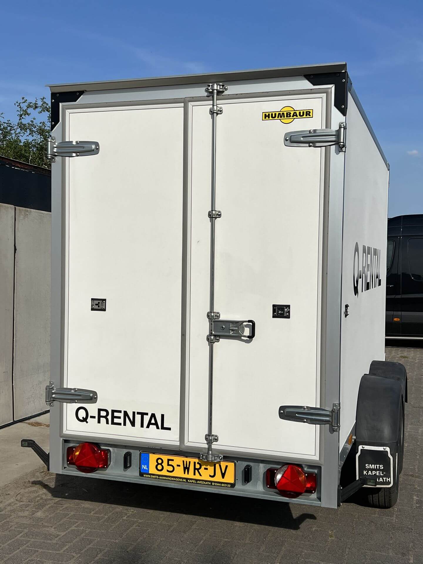 Gesloten aanhanger klein